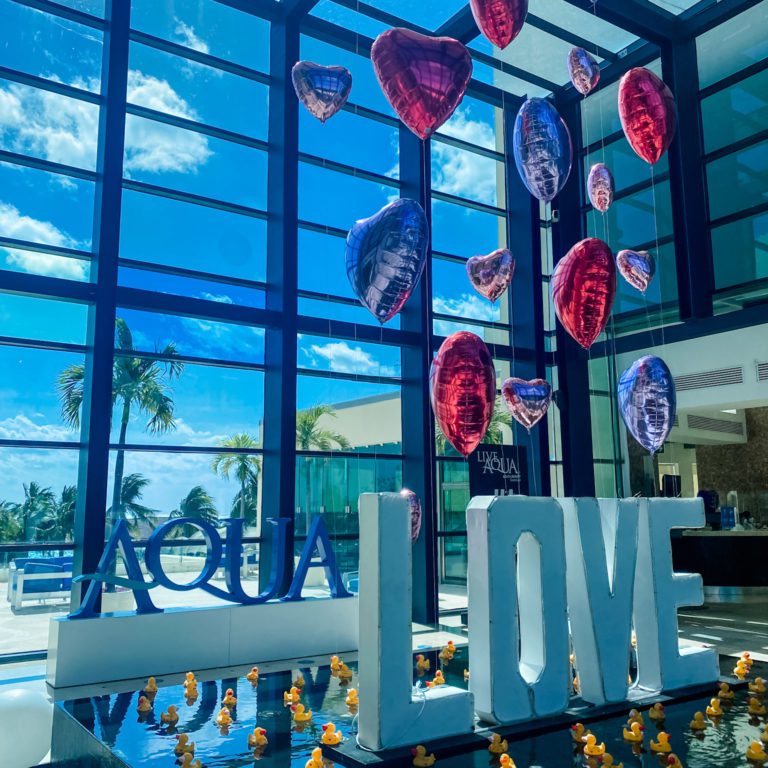Cancun - Aqua Love