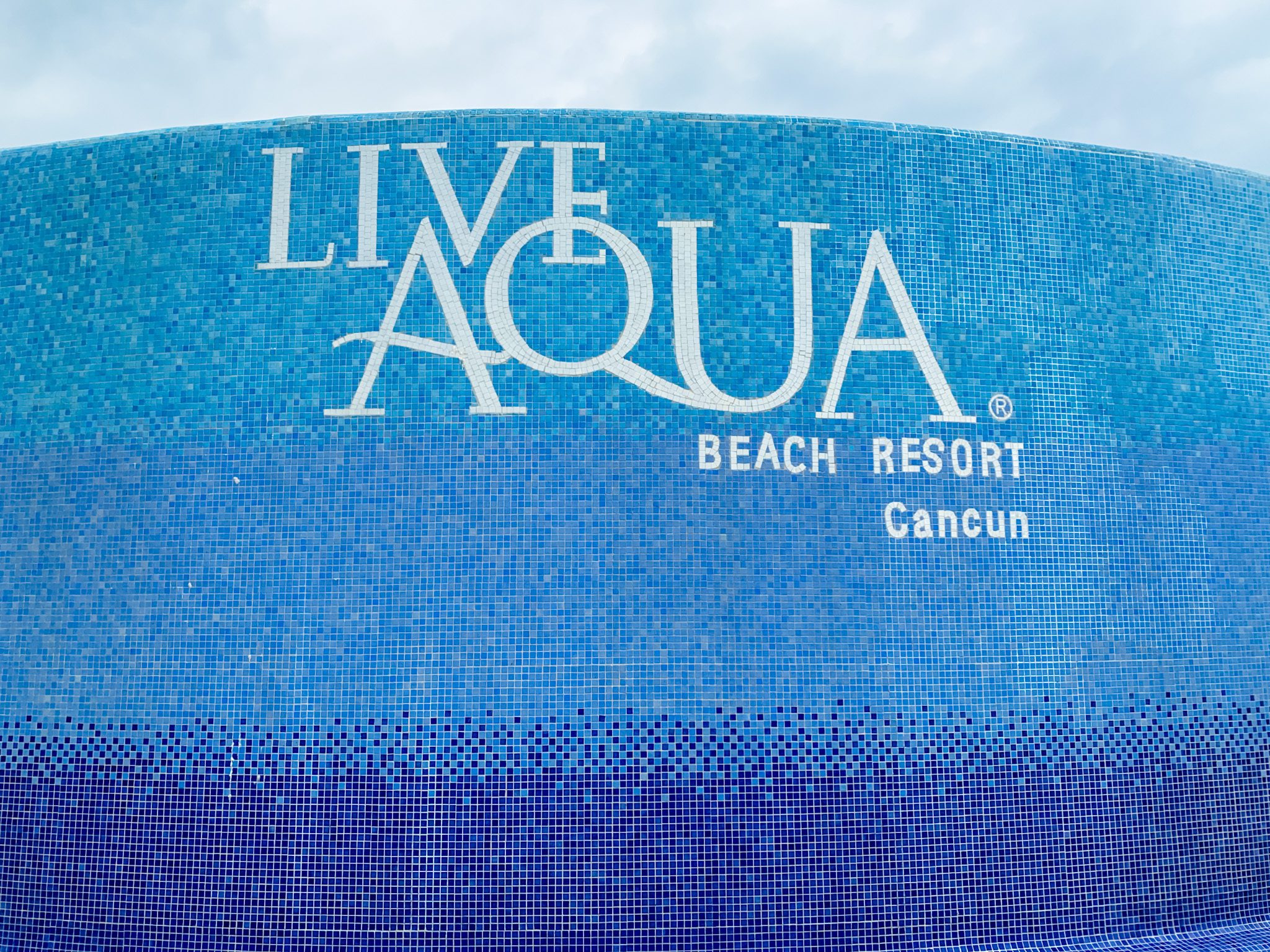Cancun - Live Aqua sign
