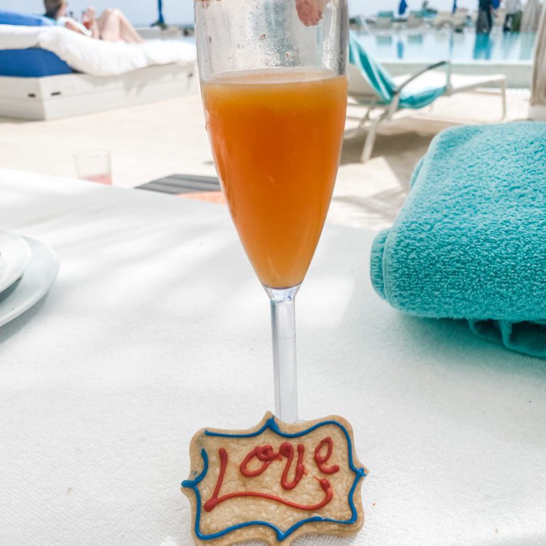 Cancun - pool drink